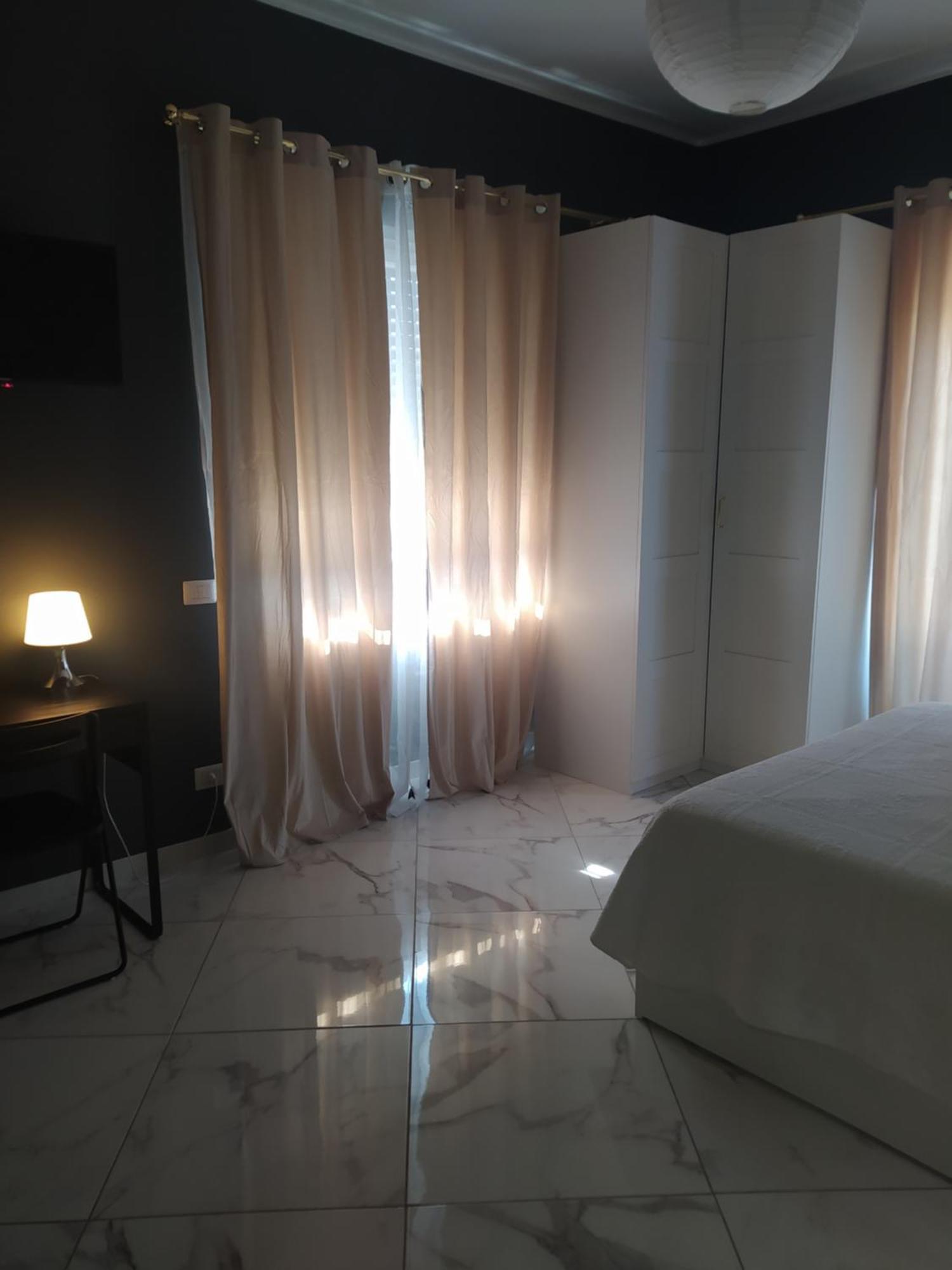 Linda'S Guest House Rome Bagian luar foto