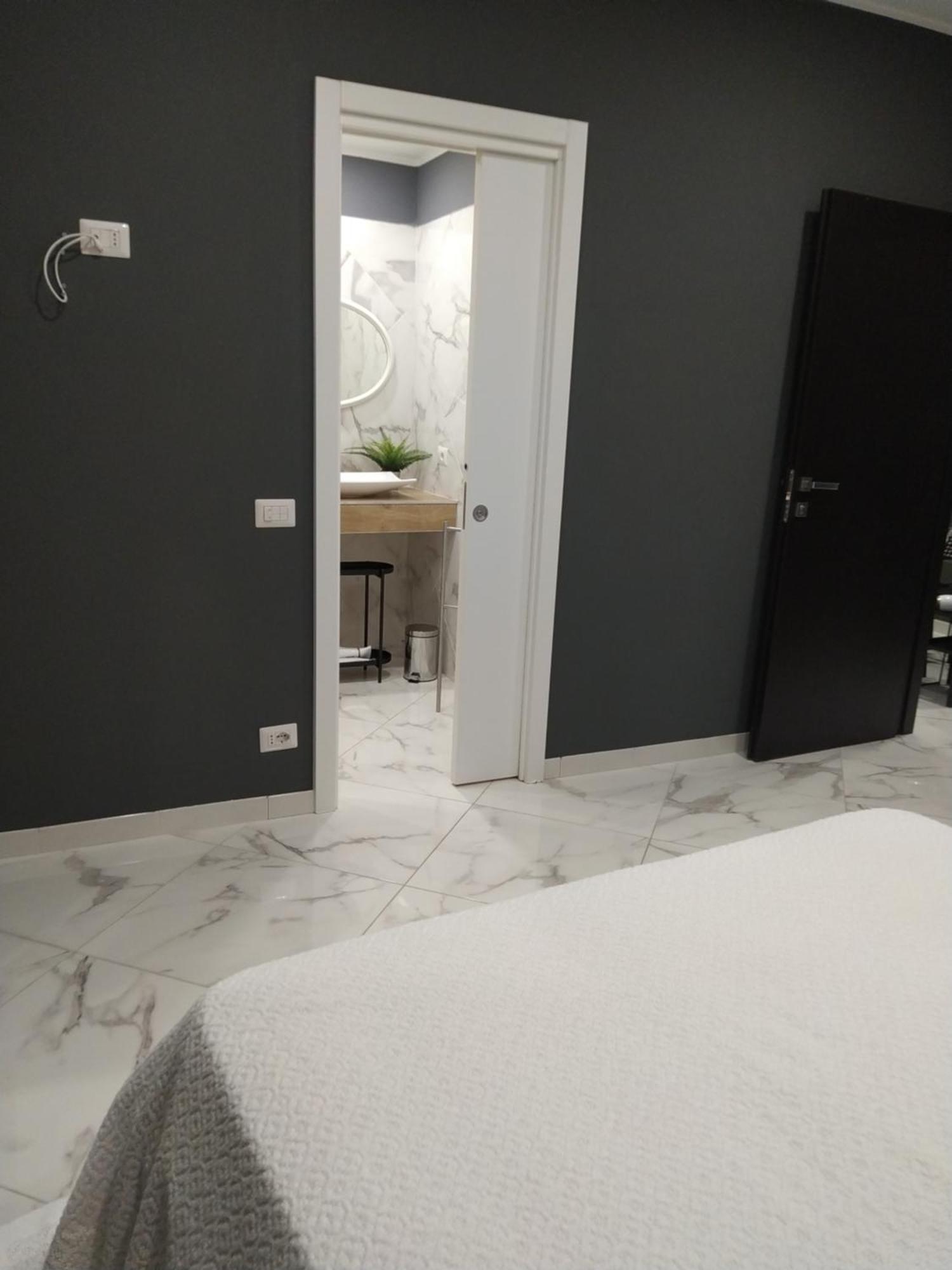 Linda'S Guest House Rome Bagian luar foto