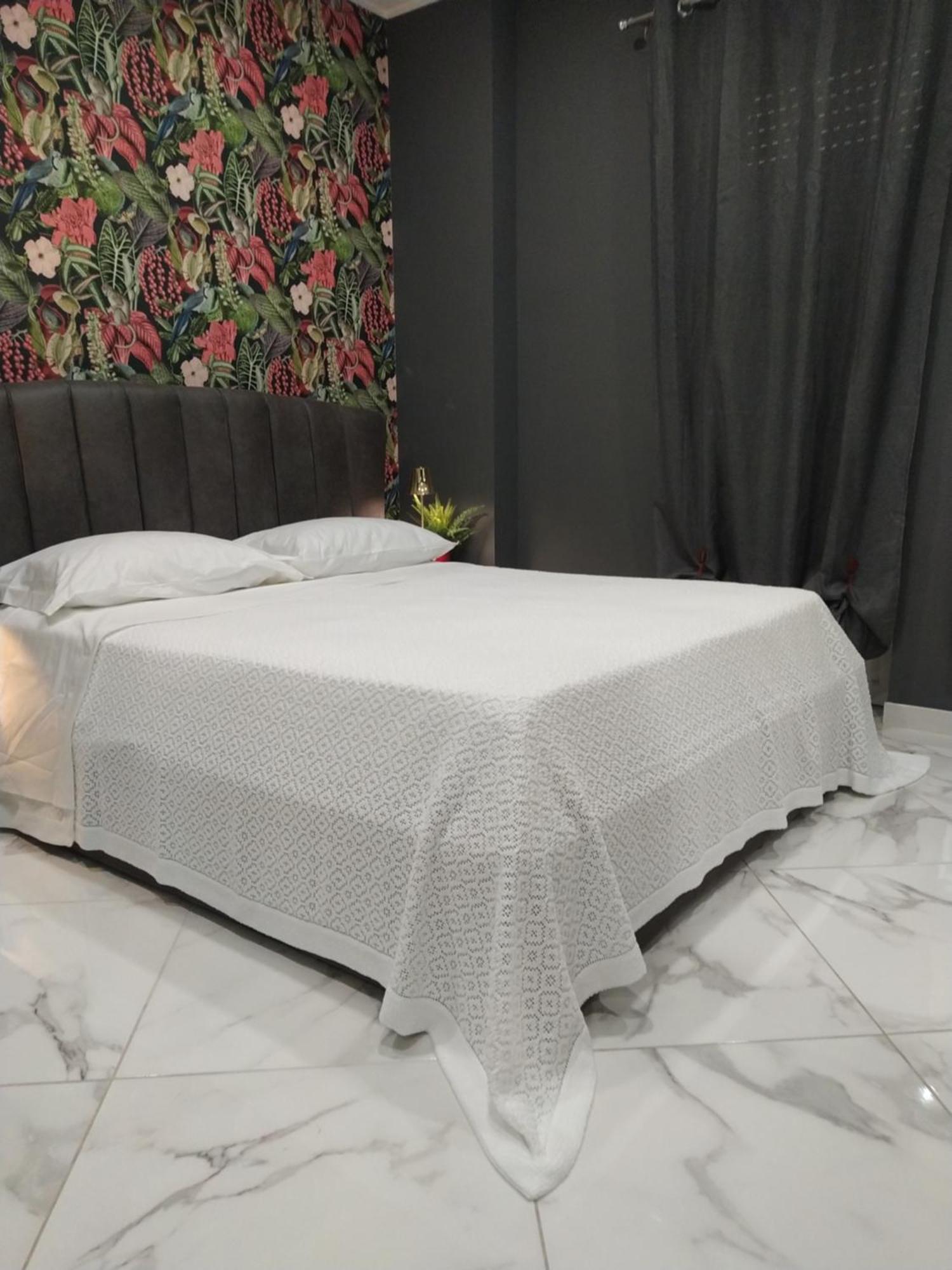 Linda'S Guest House Rome Bagian luar foto